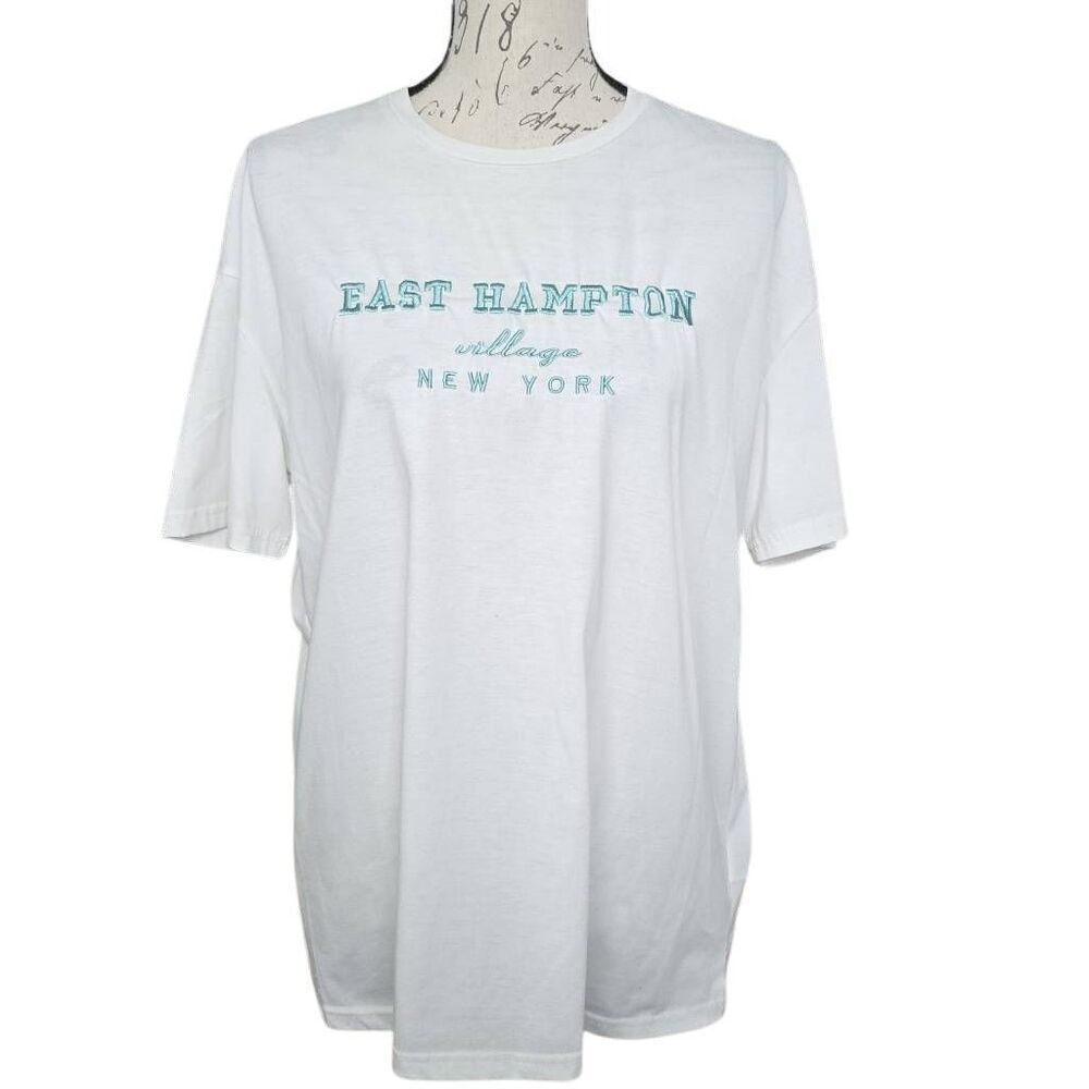 Shein Women's Size Medium White Teal East Hampton Village Embroidered T-Shirt